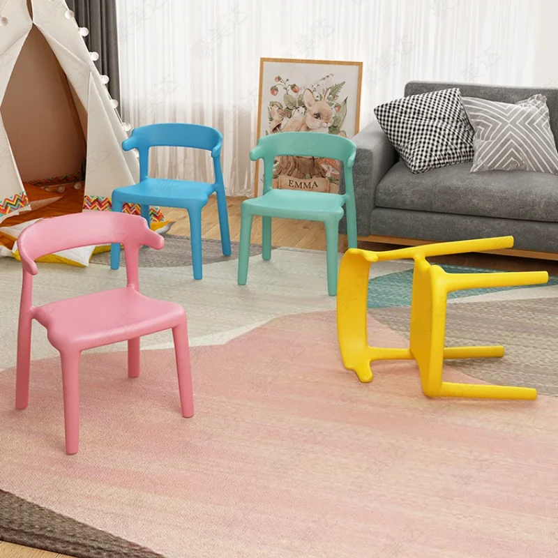 

Waiting Kitchen Italian Minimalist Dining Chairs Nordic Living Room Chair Plastic Children Garden Sillas Modern Furniture