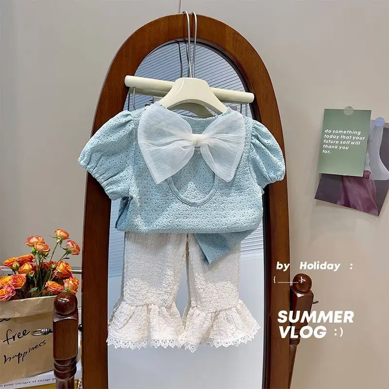 

Женский комплект из 2 предметов с коротким рукавом-фонариком и круглым вырезом