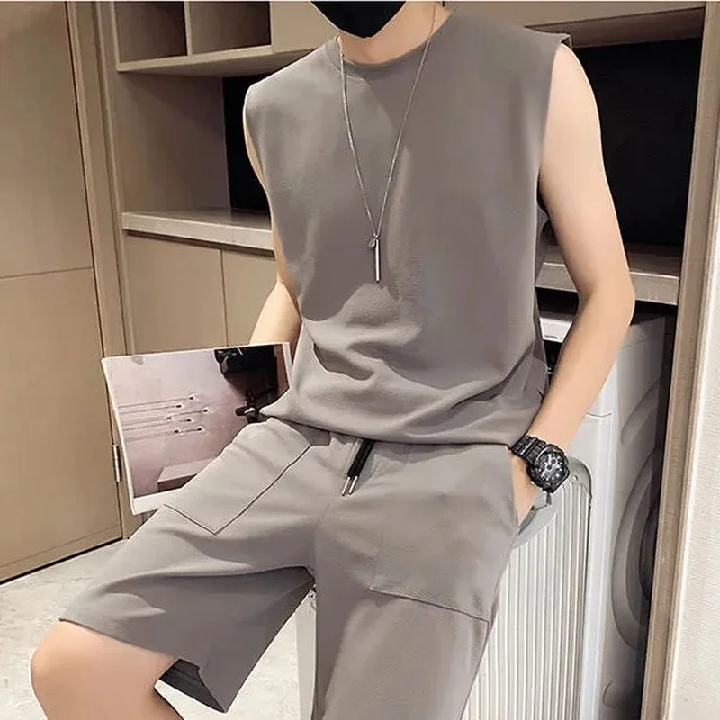 

Men Outfit Set 2022 Summer Solid Color Ice Silk Casual Sports Suit Trend Sleeveless T-shirt and Men's Shorts Two-piece Set