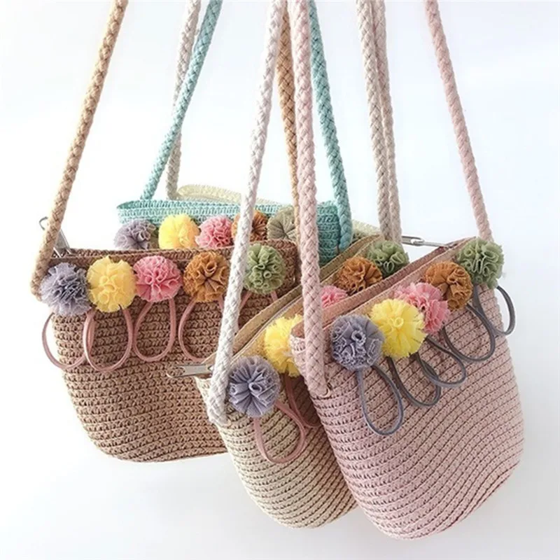 

Kids Crossbody Mini Shoulder Bag Children Weaving Bag Messenger Handbags Girls Summer Straw Beach Bag Handmade Floral Rattan Bag