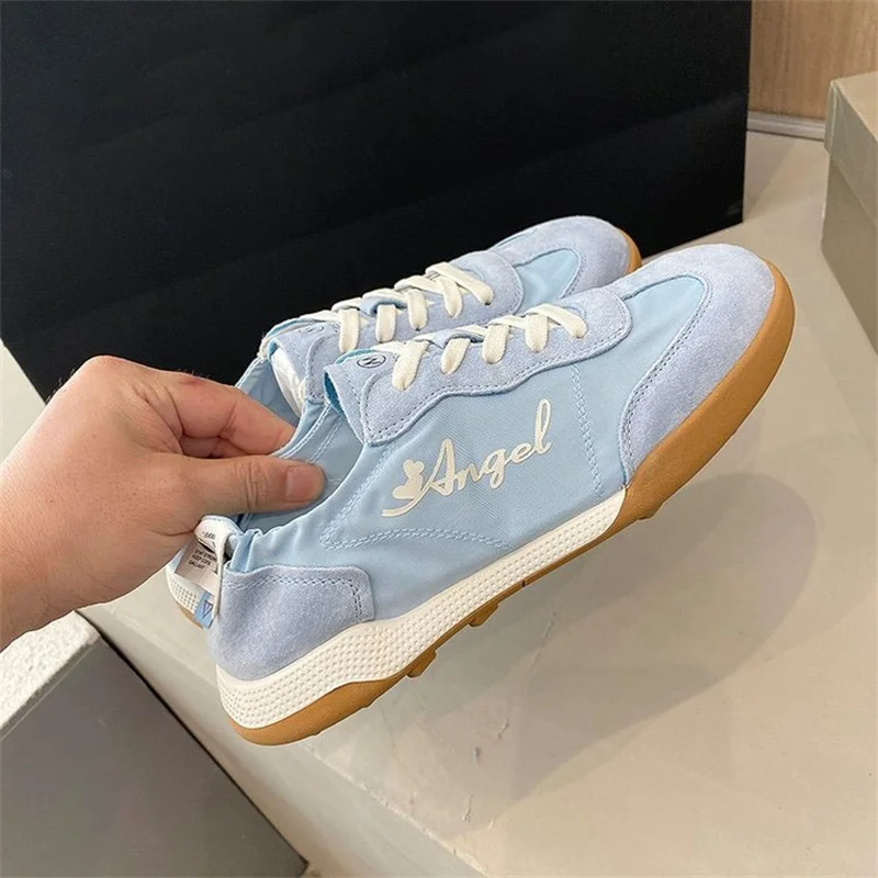 Sneakers leather flatsladies shoes on offer shoes for women 2023 ladies shoes running shoeRunning soft-soled casual women's shoe