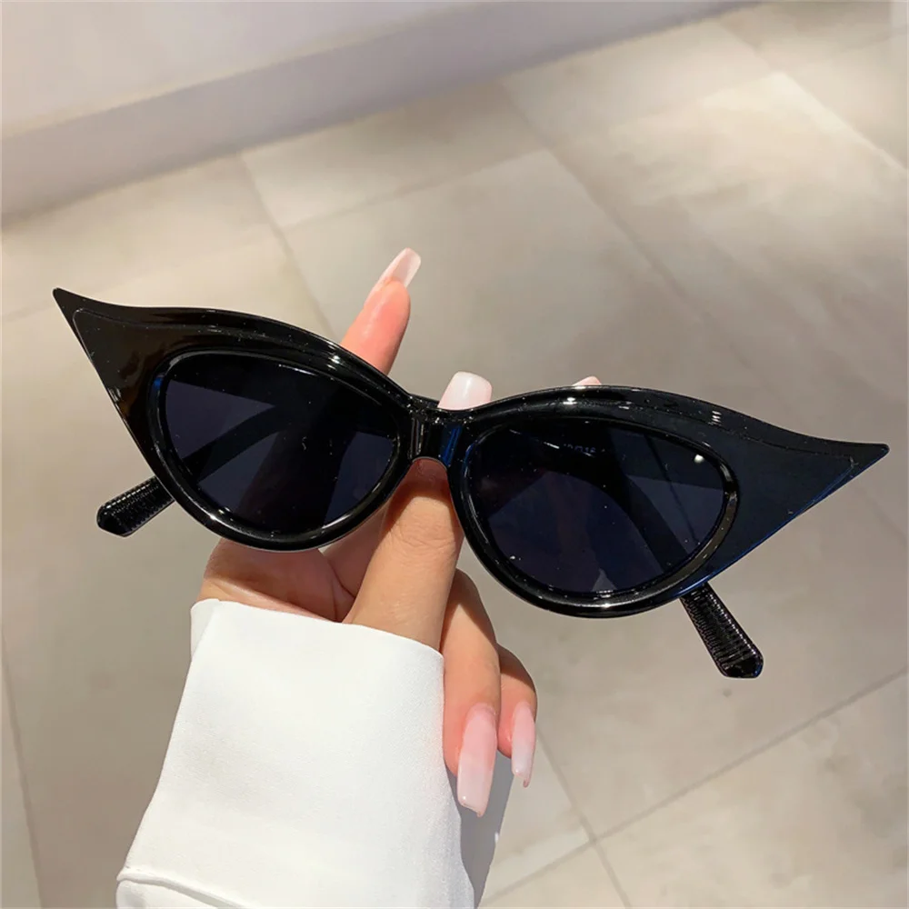 

New Cat Eye Retro Sun Glasses Anti-Ultraviolet Street Shooting Catwalk Fashion With Outdoor Sun Shading Vintage Women Sunglasses