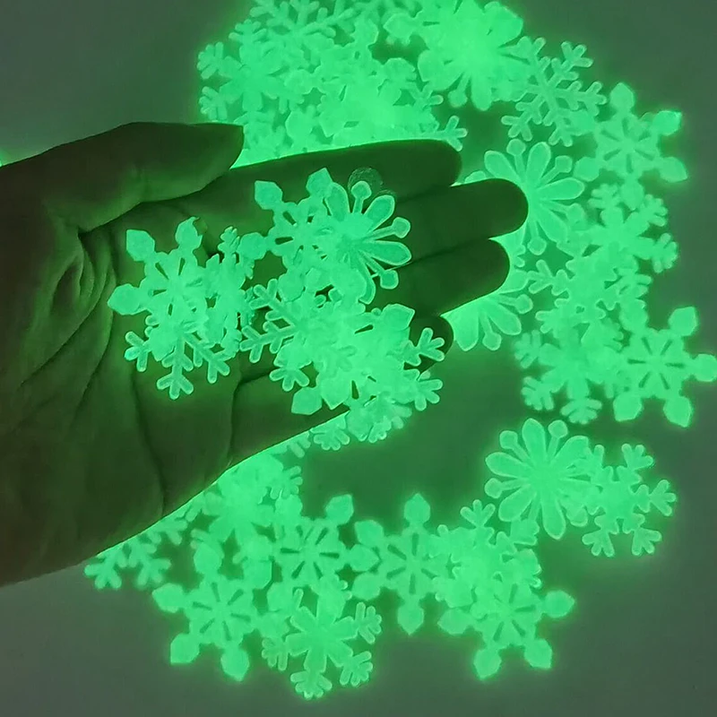 

50pcs 3D Snowflake Luminous Wall Stickers Fluorescent Glow In The Dark Wall Decal For Homw Kids Room Bedroom Christmas Decor