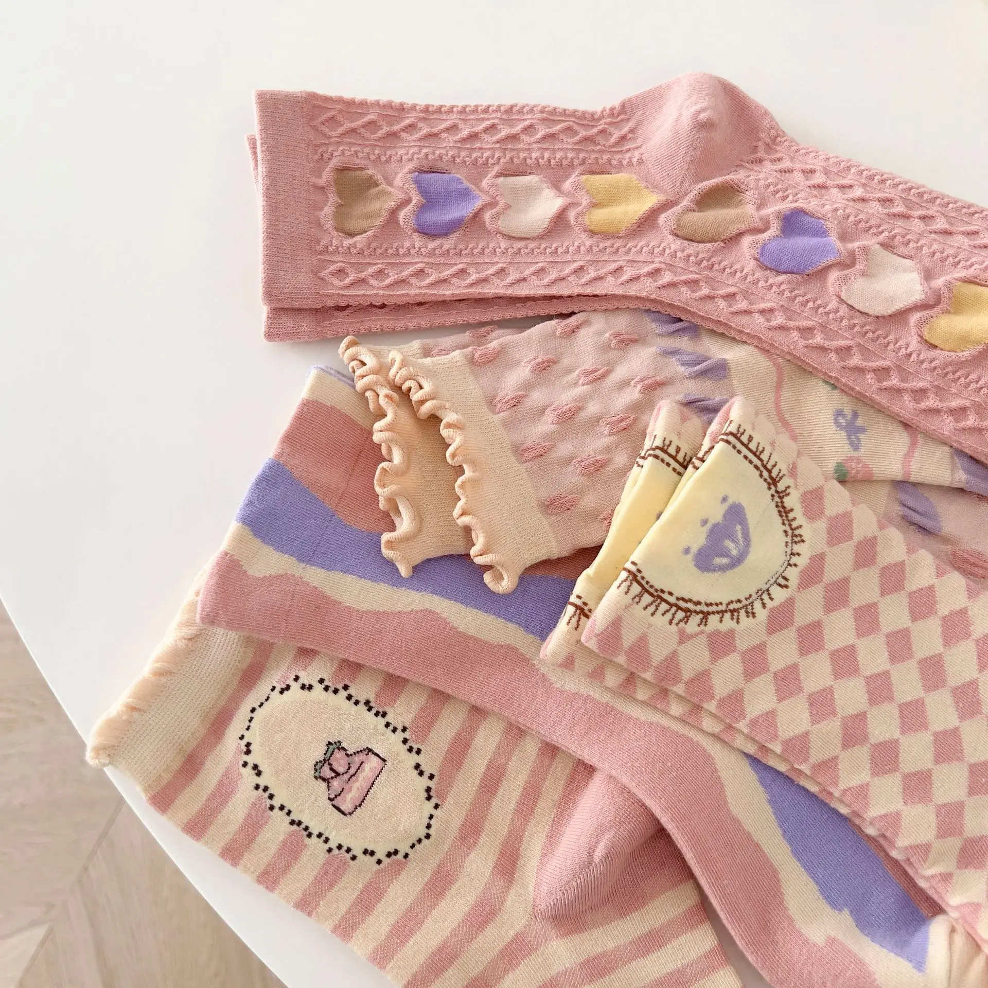 Pink Socks Lolita Fashion Ruffles Hearts Ucretsiz Sevkiyatli Free Shipping Products Mid Tube Socks Autumn Winter New Girls