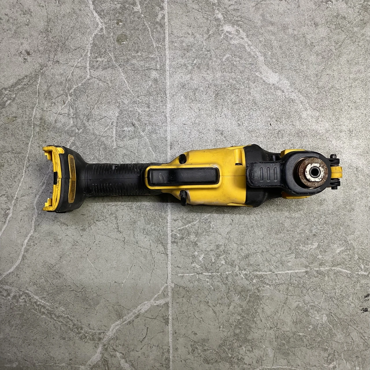 

DeWALT DCS354B ATOMIC 20V MAX осциллирующий мультиинструмент - корпус