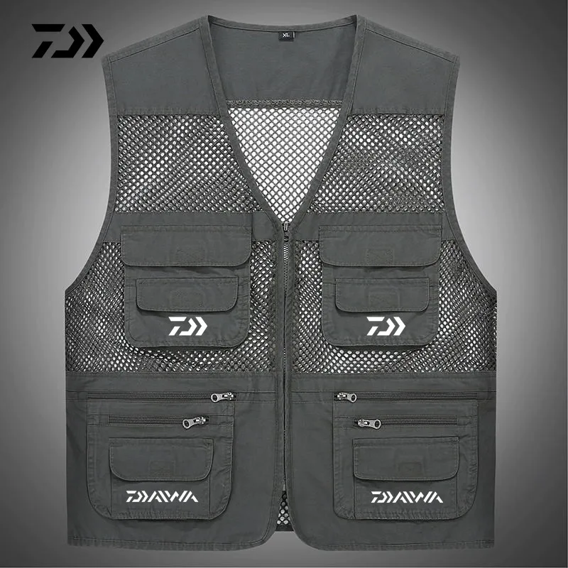 

2023 New Daiwa Men's Tank Top Thin Hollow Fishing Photography Fisherman Breathable Summer Mesh Vest Cotton Multi Pocket Vest