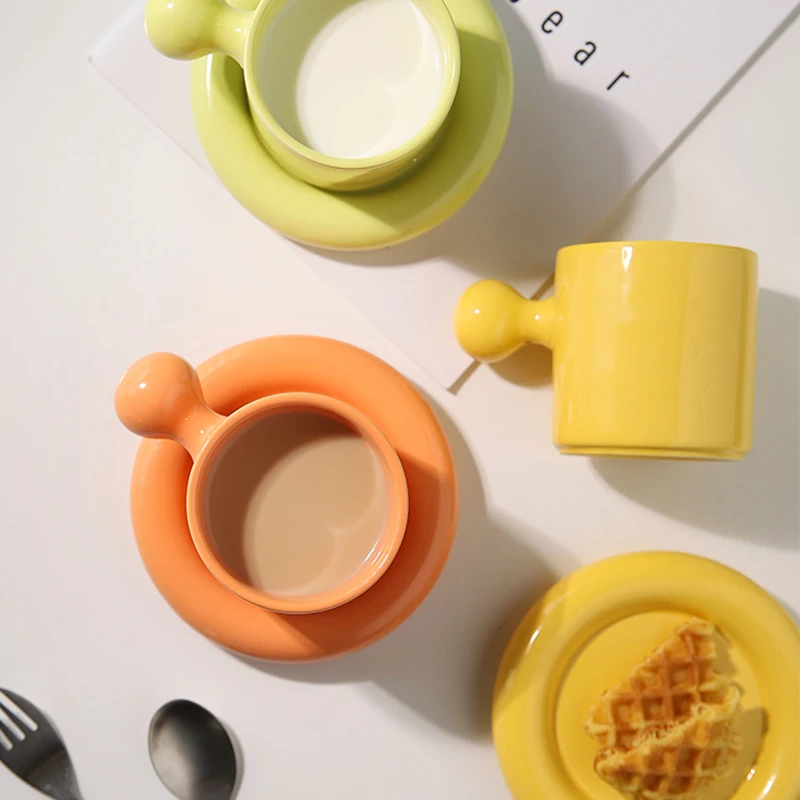 

Coffee Cup Espresso Friends Cute Bubble Tea Personalized Travel Milk Coffee Mug Funni Gift Xicaras Para Cafe Christma Drinkware