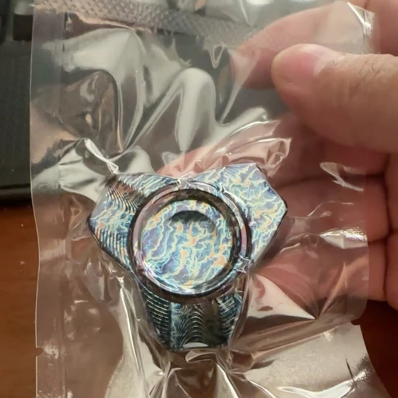 

Second-Hand out-of-Print Titanium Storm Gyro Brand New Unopened