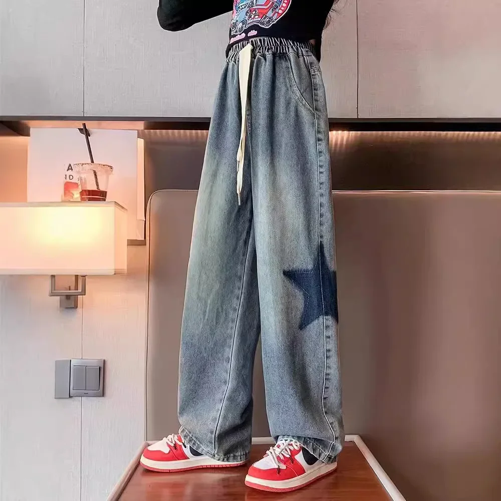 Весенне-осенние детские джинсы 2024 новые повседневные свободные брюки-клеш с