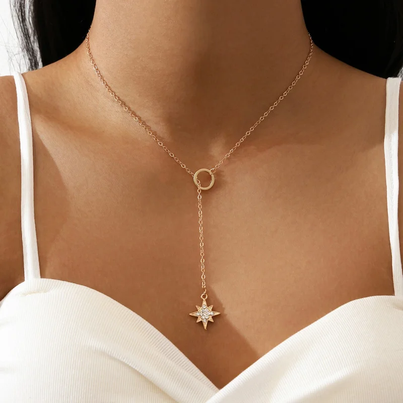 

Popular New Simple Graceful Design Style 8 Eight-Pointed Stars Short Pendant Metal Circle Necklace Clavicle Chain