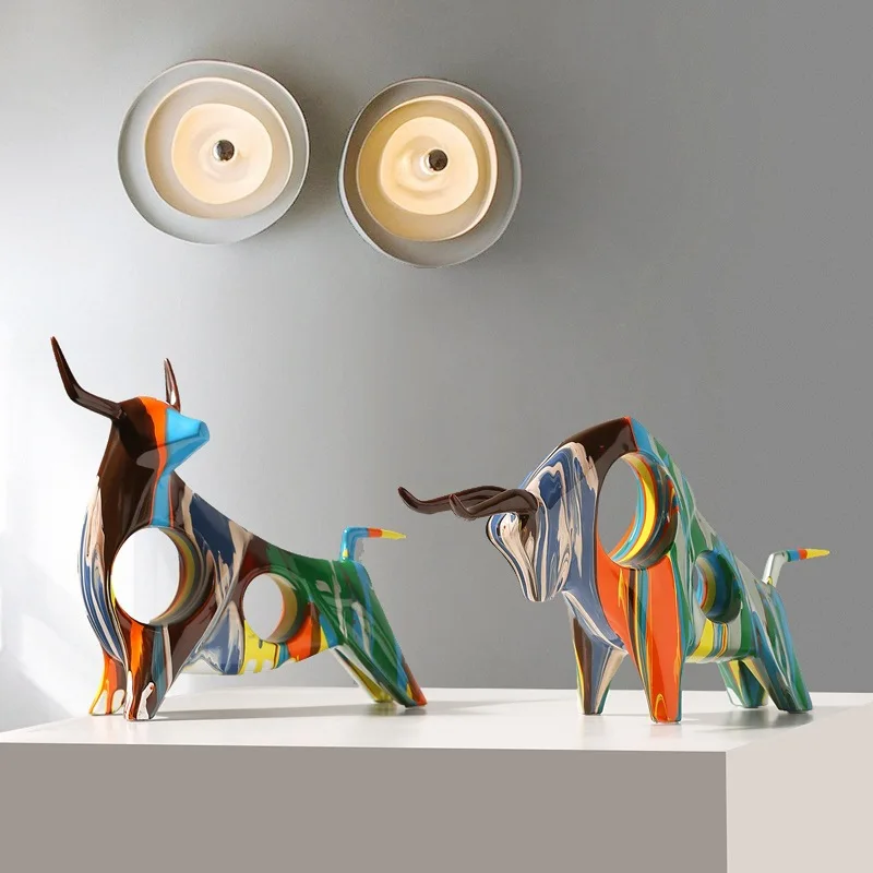 

Камуфляжные украшения в виде животных, статуя коровы из абстрактной смолы, популярные художественные украшения для дома, настольное украше...