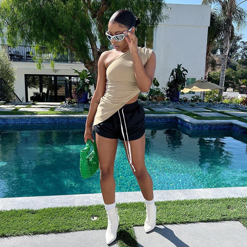 

Женская футболка на одно плечо, однотонная облегающая футболка без рукавов с косым длинным боковым верхом, лето 2022