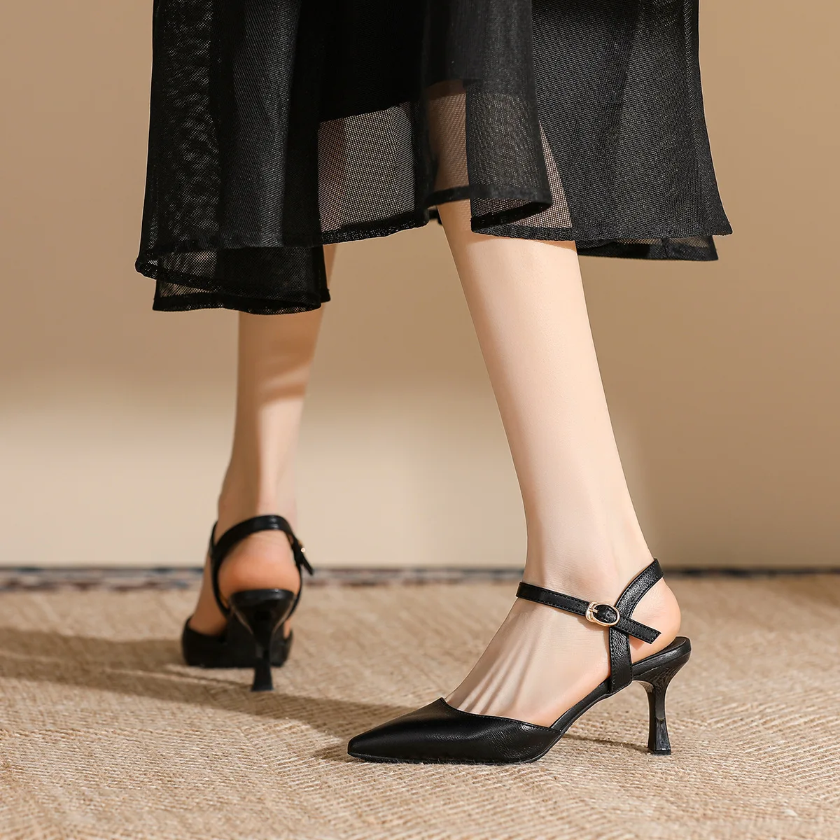 Женские туфли на высоком каблуке черные тонкие удобные с острым носком размеры