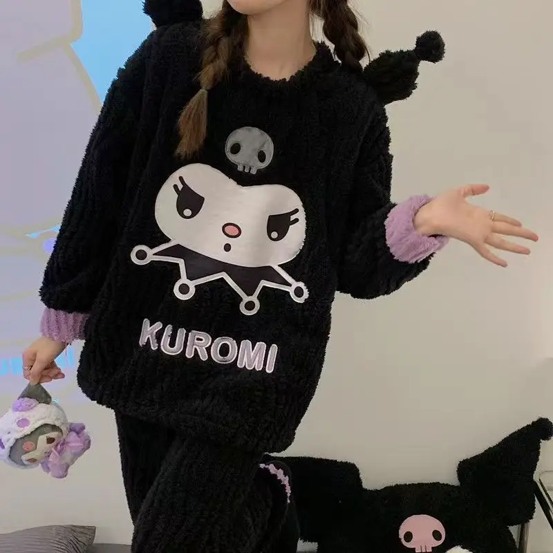 

Женская пижама Kuromi Sanrio Hellokitty Домашняя одежда осень-зима коралловый бархат новый теплый мультяшный кардиган комплект из 2 предметов одежда