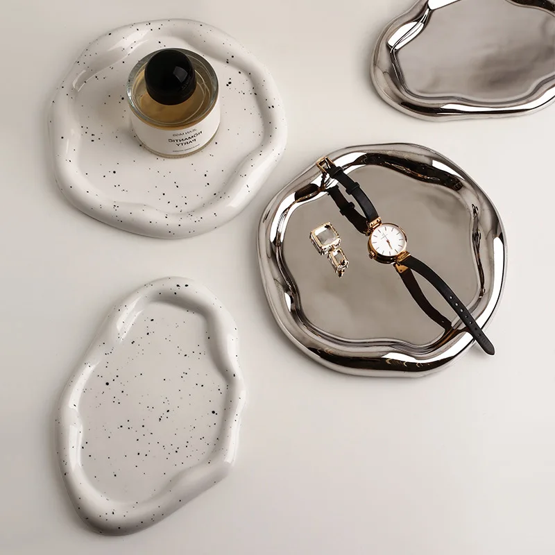 

Simple and Creative Home Decor Light Luxury Silver Home Decoration Accessories Dessert Decorative Tray Ceramic Jewelry Storage