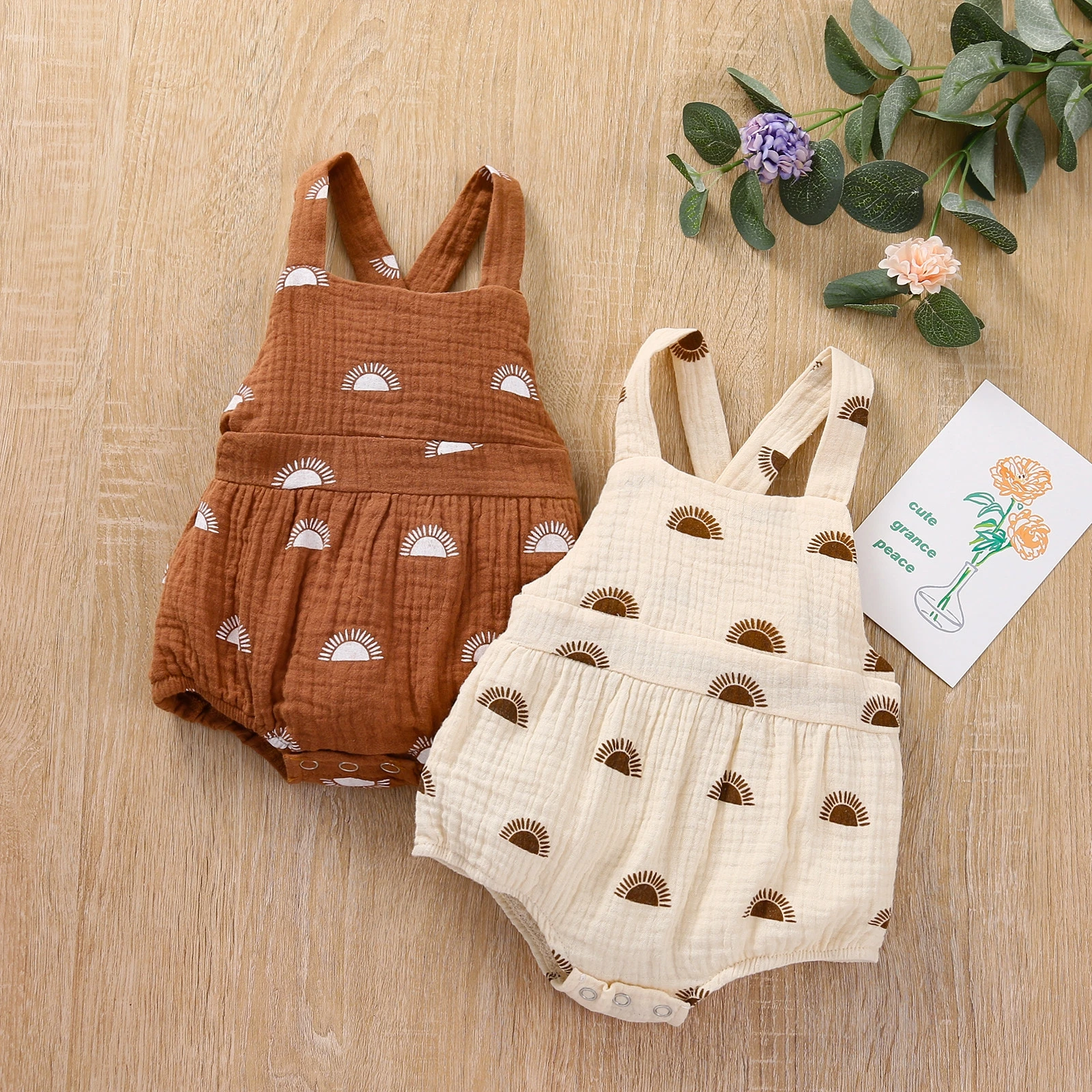 

Комбинезоны на лямках с принтом солнца для новорожденных мальчиков и девочек, повседневные Комбинезоны на пуговицах с открытой спиной, Детская летняя одежда