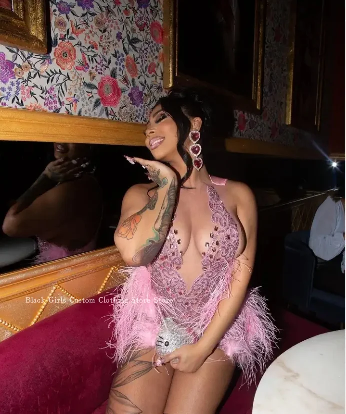 Женское короткое коктейльное платье розовое прозрачное Сетчатое с аппликацией