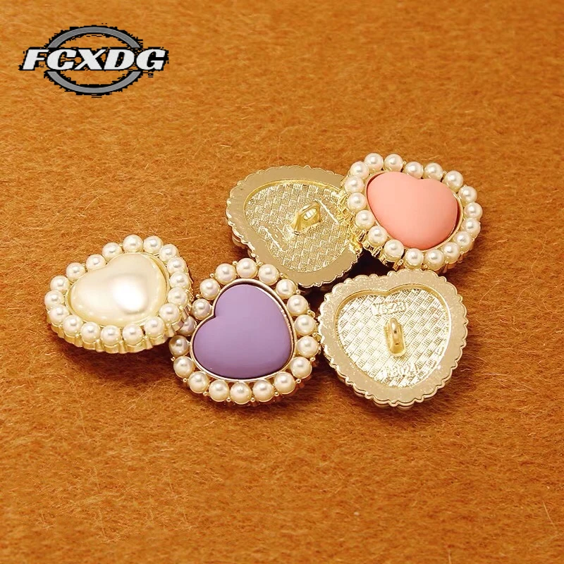 10pcs 23mm Heart-shaped Pearl Buttons Embellishments for Clothing Blouse Buttons Beautiful White Pink Clothes Buttons for Coat