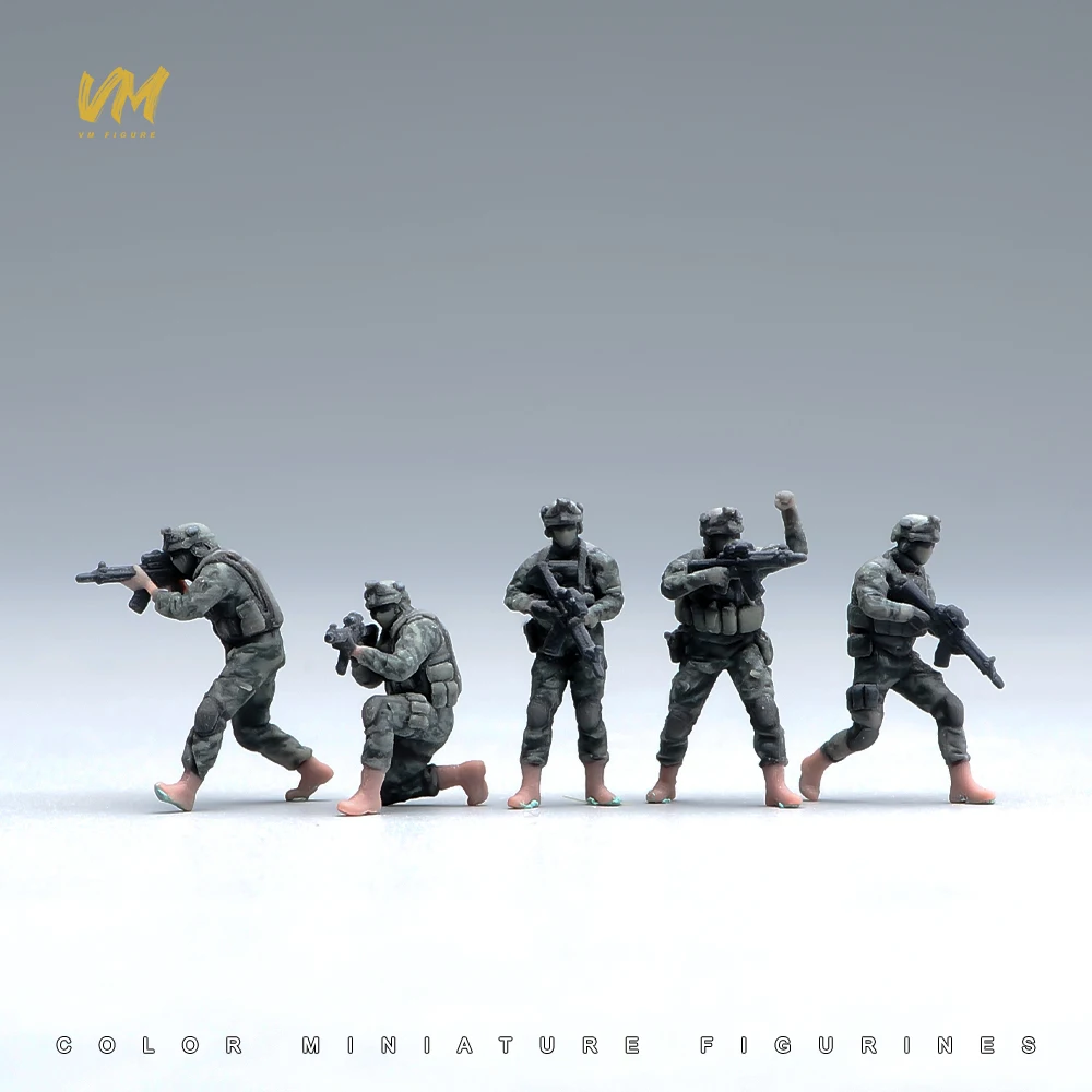 Фото 3D-миниатюрные фигурки 1/64, 1/43, 1/24, 1/18: Солдаты штурмовой группы с оружием, модель для сценариев наземных боевых действий, декор для моделей транспортных средств №1