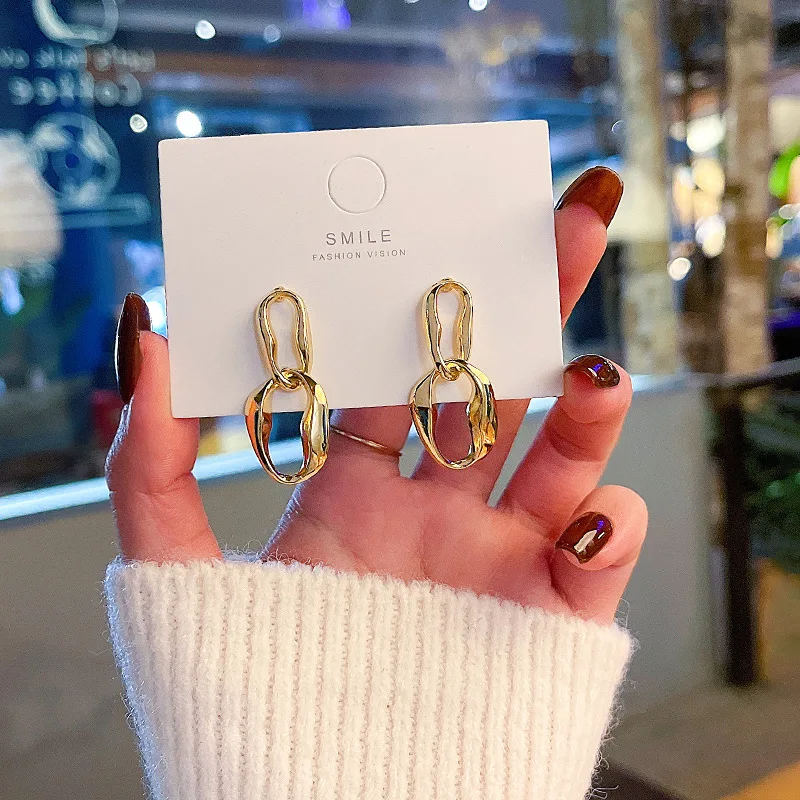 

Wholesale New Geometric Metal Drop Earrings for Women Dropshipping