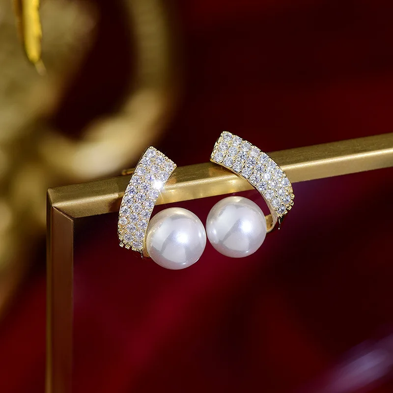 

2022 New Chic Simple Pearl Earrings For Women Korean Style Delicate Temperament Jewelry Wholesale