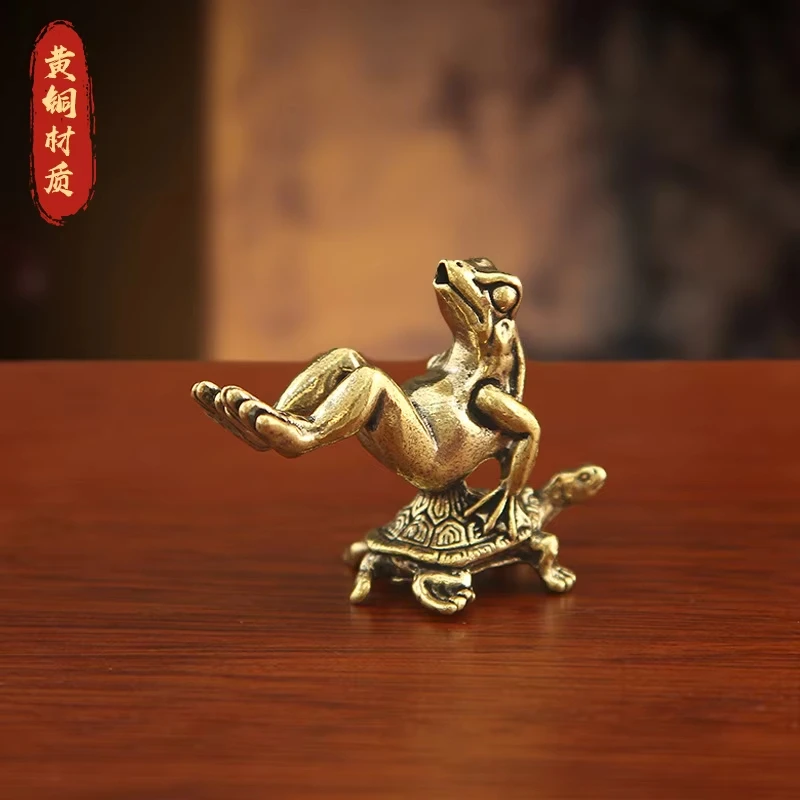 

Фигурки лягушки и черепахи из латуни