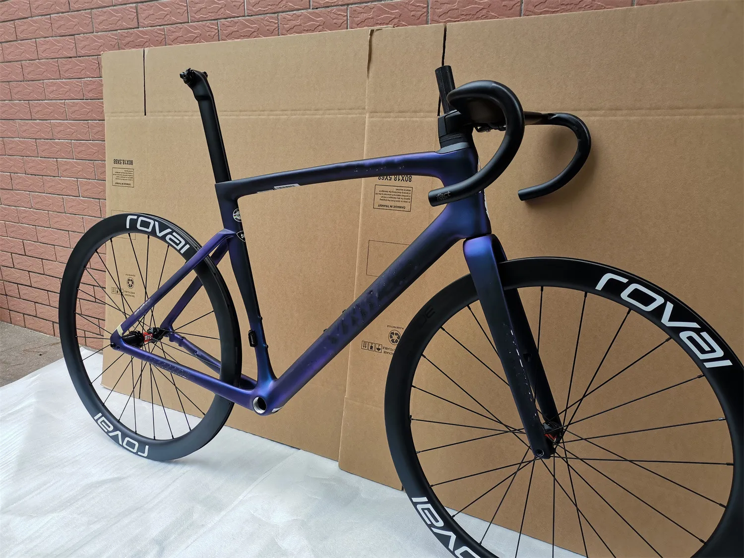 2022 новый цветной дорожный велосипед SL7 карбоновая рама чистая прокладка резьба BSA