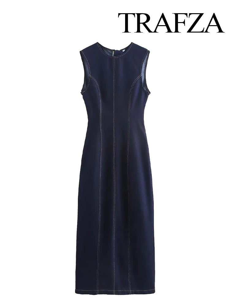 Женское джинсовое платье средней длины с круглым вырезом без рукавов