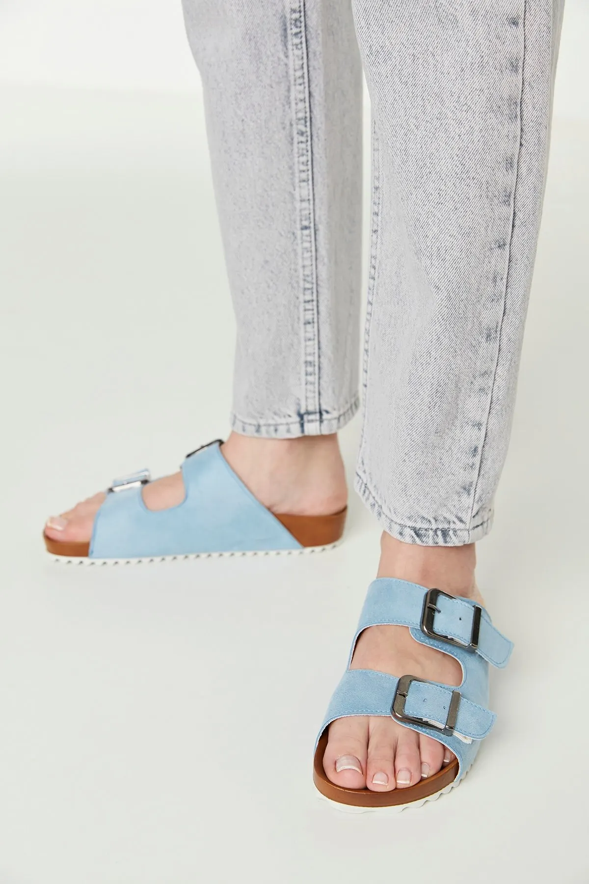 

Women's Fashion Comfort Slippers Sandals Double Buckled Suede