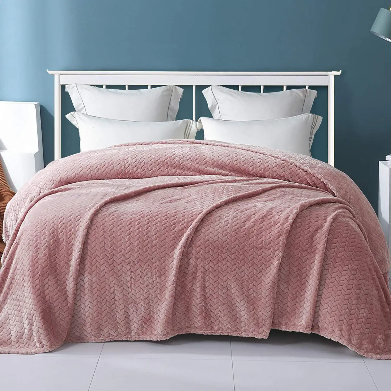 

King Size Jacquard Weave Leaves Pattern Flannel Fleece Velvet Plush Bed Blanket for Couch Bed Sofa (90" x 104" Pink) - Soft Ligh