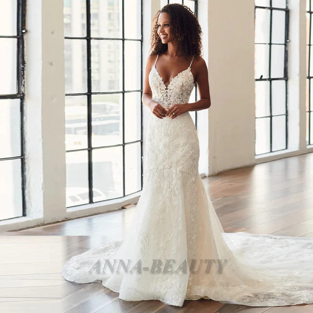 

Anna Glamorous V Neck Trumpet Wedding Gowns for Women 2023 Bride Lace Appliques Backless Spaghetti Strap with Button Custom Made
