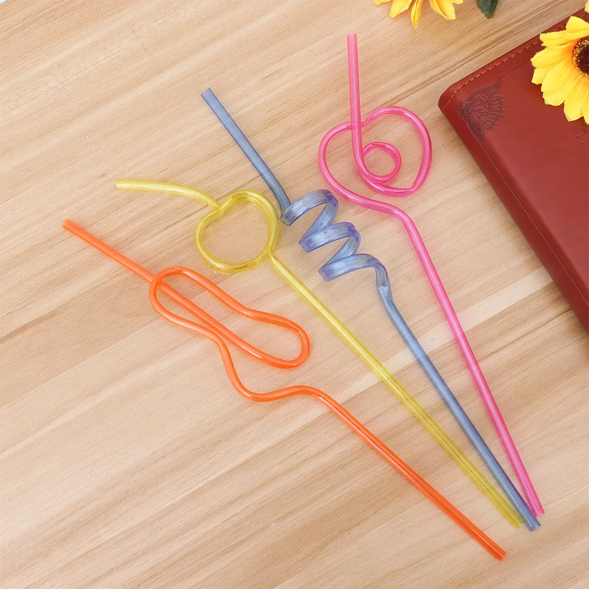 

24 Pcs Drinking Straws PET 5mm Crazy Home Restaurant Bar Decorative Supplies Random Style