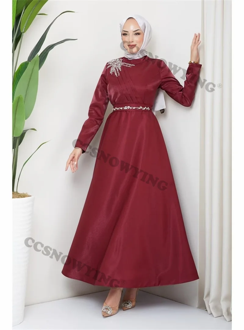 

Burgundy Satin Appliques Muslim Evening Dresses Long Sleeve Hijab Islamic Formal Party Gown Arabic Dubai Women Robes De Soirée