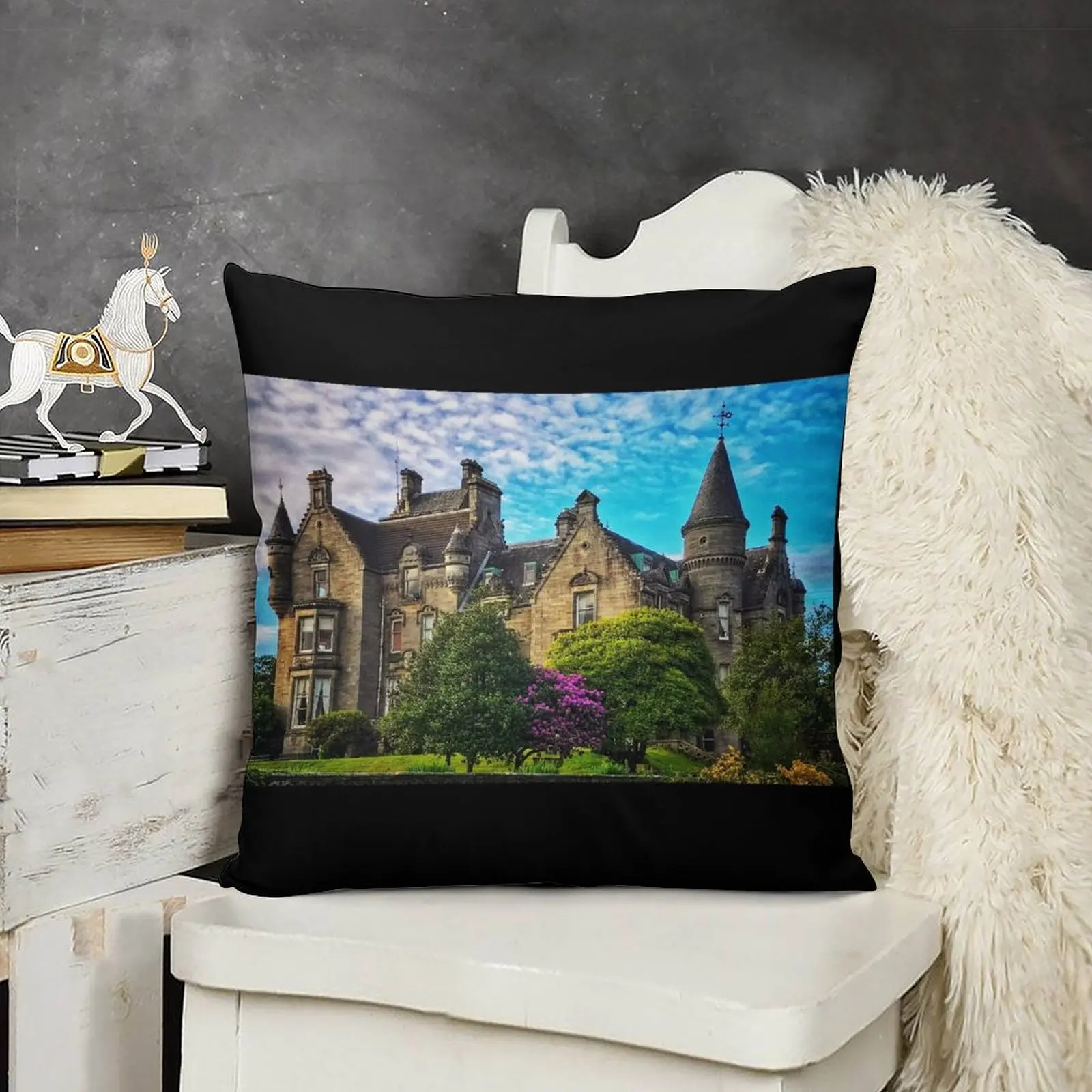 Накидная Подушка Overtoun House рождественские украшения Дамбартон 2025 диванная