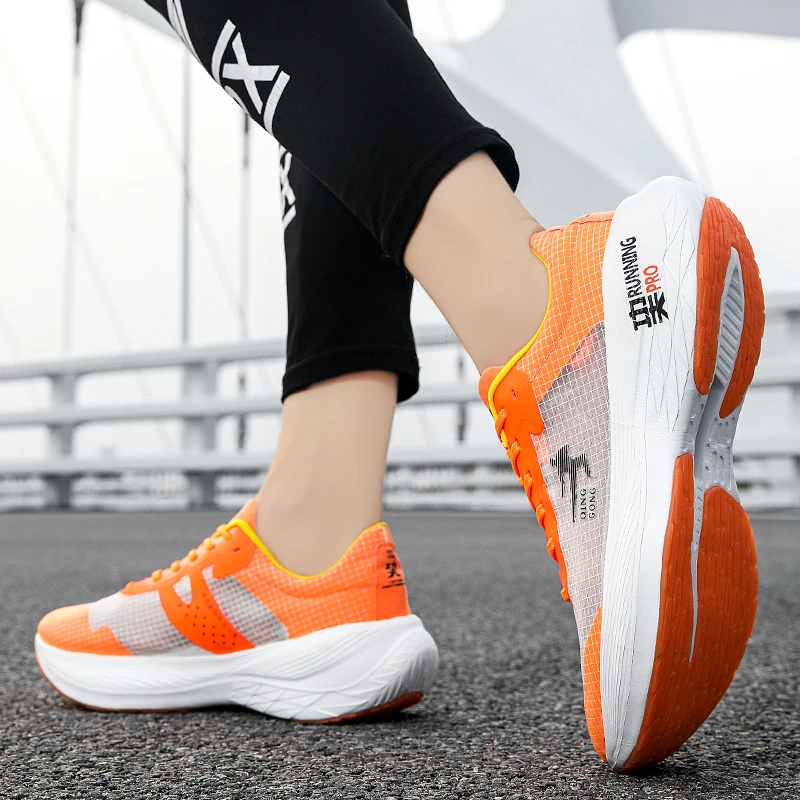 Men sneakers Lightweight Cushioning Outdoor Road Running Shoes Marathon Trail Sport Shoes Elastic Women Walking Tenis Masculino