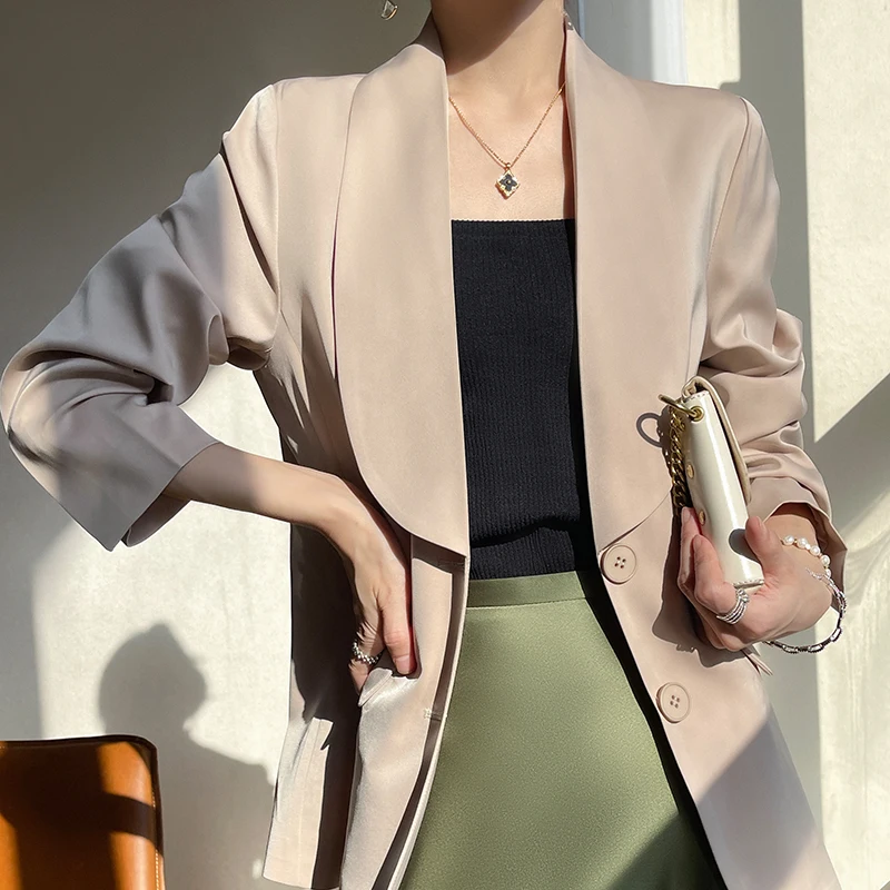 Рисунок 5 - Женский костюм из сатина с уксусной кислотой