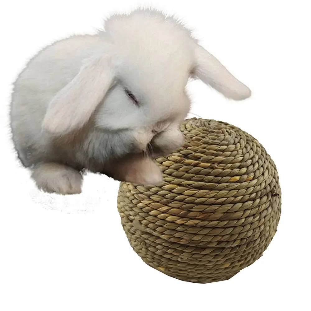 

Pet Chew Toys Natural Grass Ball Rabbit Hamster Chewing Bite Toys Parrot Teeth Cleaning Playing Toy Small Pets Product