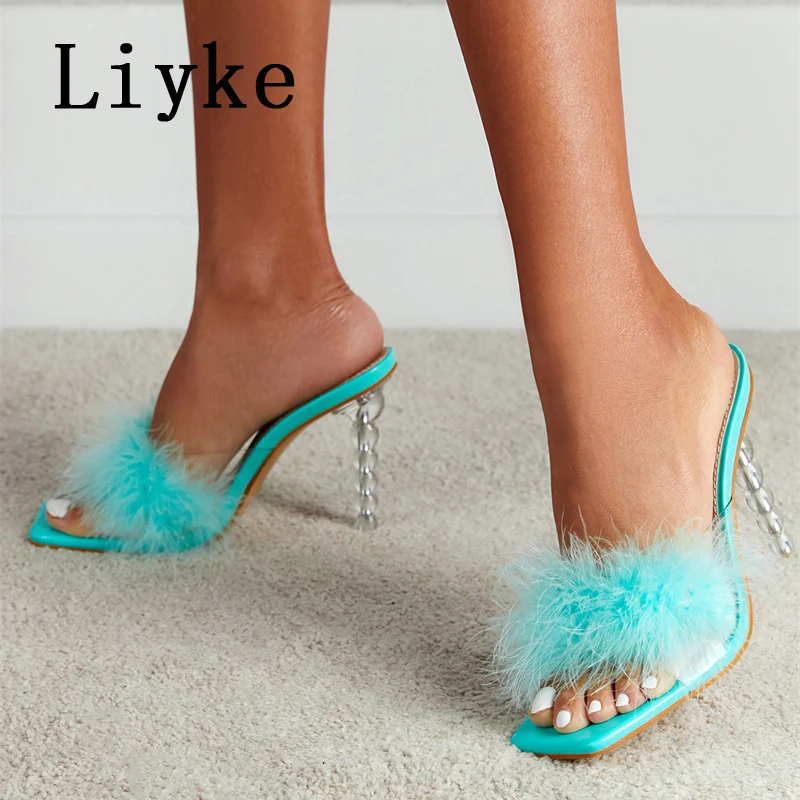 

Новинка 2023, женские прозрачные сандалии Liyke с пушистыми перьями в странном стиле, летние прозрачные туфли на высоком каблуке