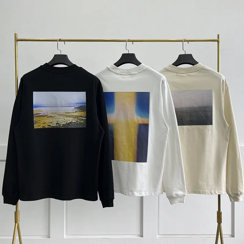 

Oversized Essentials Long Sleeve T-shirts Back Landscape Print Long Sleeve T-shirts Cotton Hip Hop Unisex Long Sleeve T-shirt
