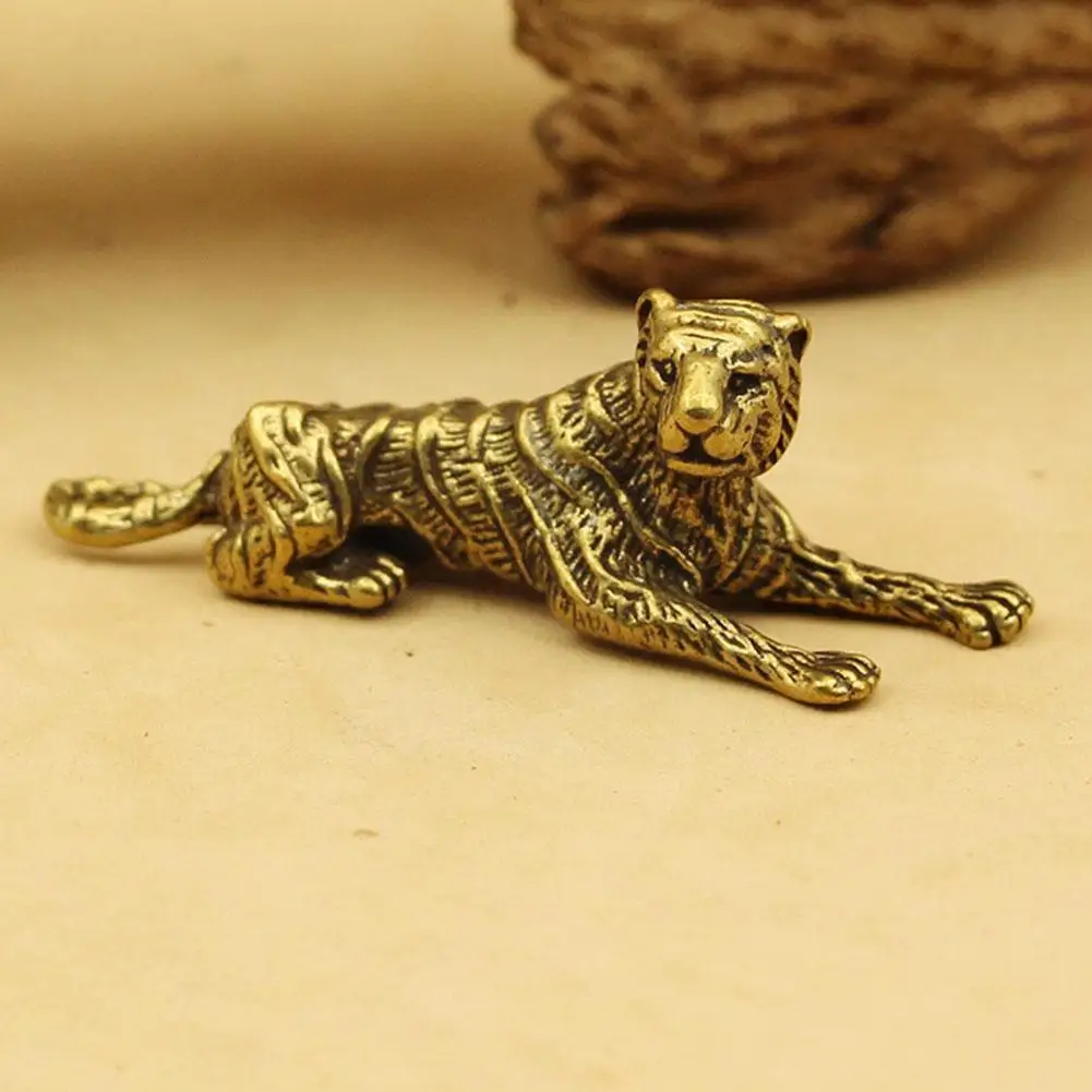 

Mini Solid Brass Tiger Figurines Ornaments Chinese Statue Model Desk Vintage Miniatures Culture of Year The Decor Ti L0I4