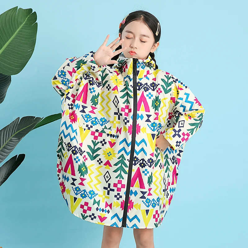 

New Fashion Long Sleeved Long Primary School Students Backpack Raincoat Outdoor Children Baby Middle And big Boys And Girls Rain