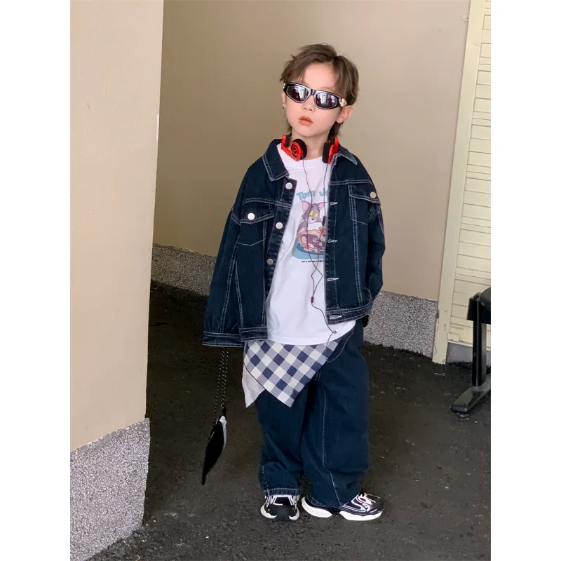 

Детский джинсовый костюм, Новинка весна-осень 2023, модная повседневная куртка и длинные брюки, красивый крутой комплект из двух предметов для мальчиков