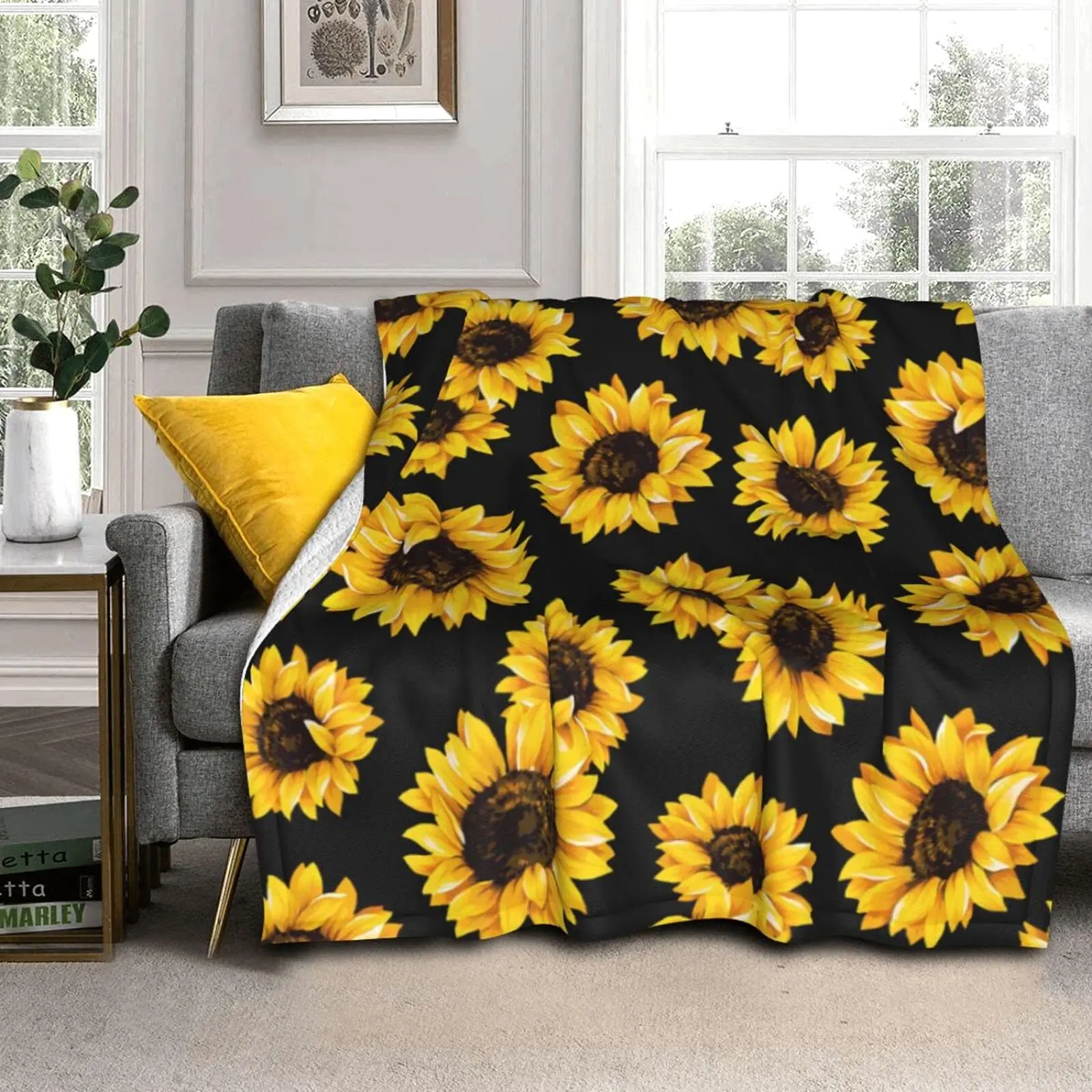 

Retro Sunflowers Floral Pattern Throw Blanket, Ultra Soft Microplush Bed Blanket, All Season Microfiber Fleece Throw for Bed