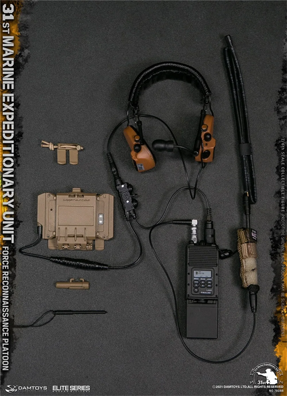 

1/6 DAMTOY DAM 78088 31st Marine Expeditionary Unit Force Reconnaissance Platoon Battle Communication Headset Computer Model Set