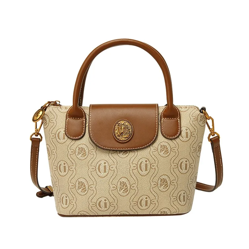 Женская сумочка Брендовая женская сумка новинка 2024 модная дизайнерская