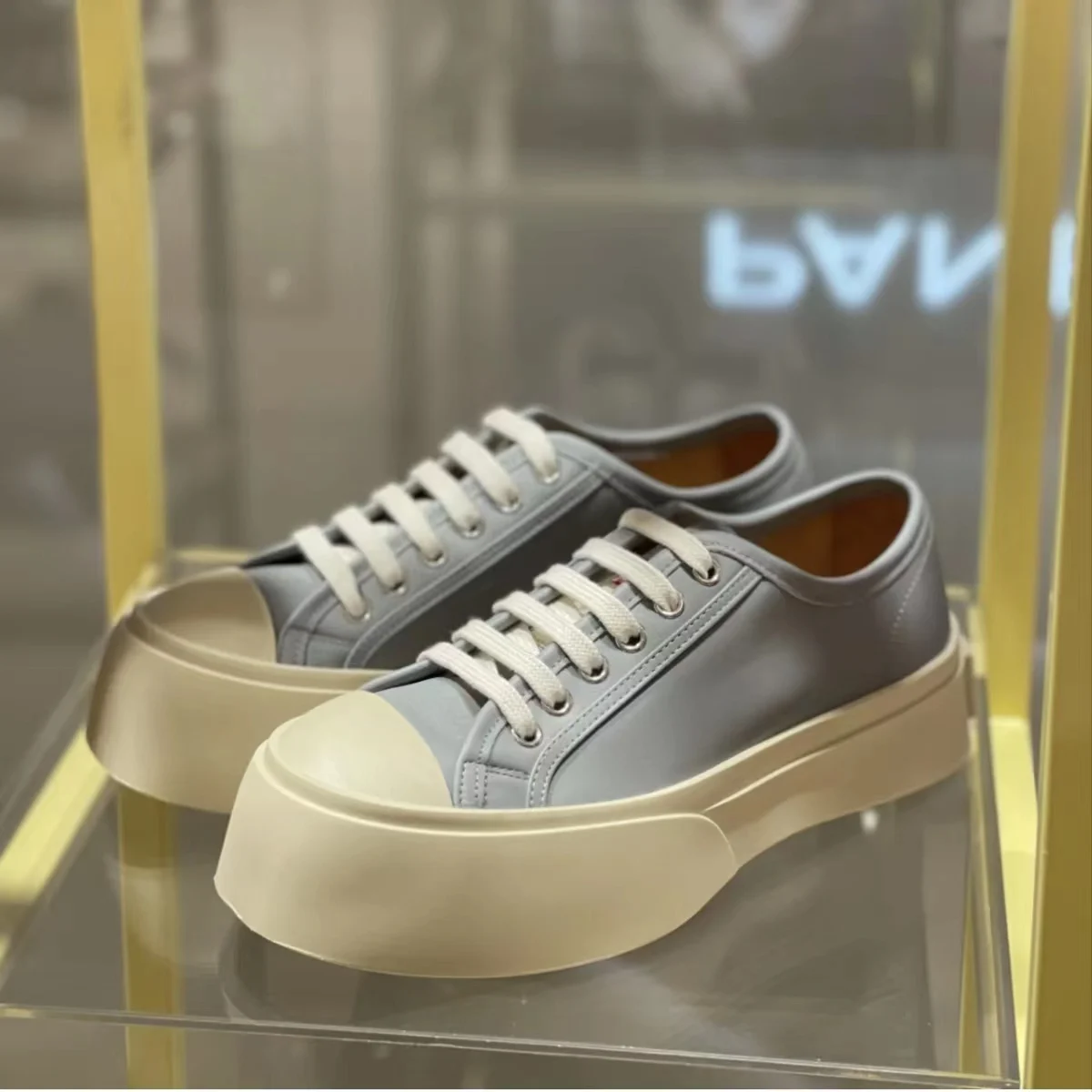 Big Head Thick Sole Shoes Men's and Women's Same Flat Bottom Bottom Increase Leisure Sports Line Lace -up Big Size Shoes