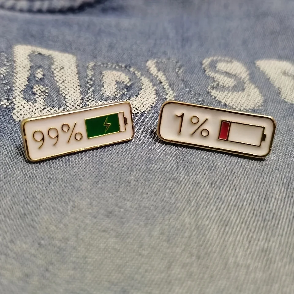

Electricity Quantity Shape Brooch Buckle Creative Metal Clothing Badges Lapel Pins Vintage Enamel Painted Pin Accessories