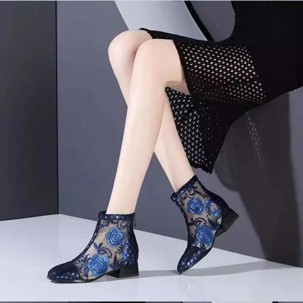 

Large size 42 Women Ankle boots 2023 Spring/Summer Sandals boots Thick Heel Mesh Bottom Mesh Boots Embroidered Ethnic Cool Boots