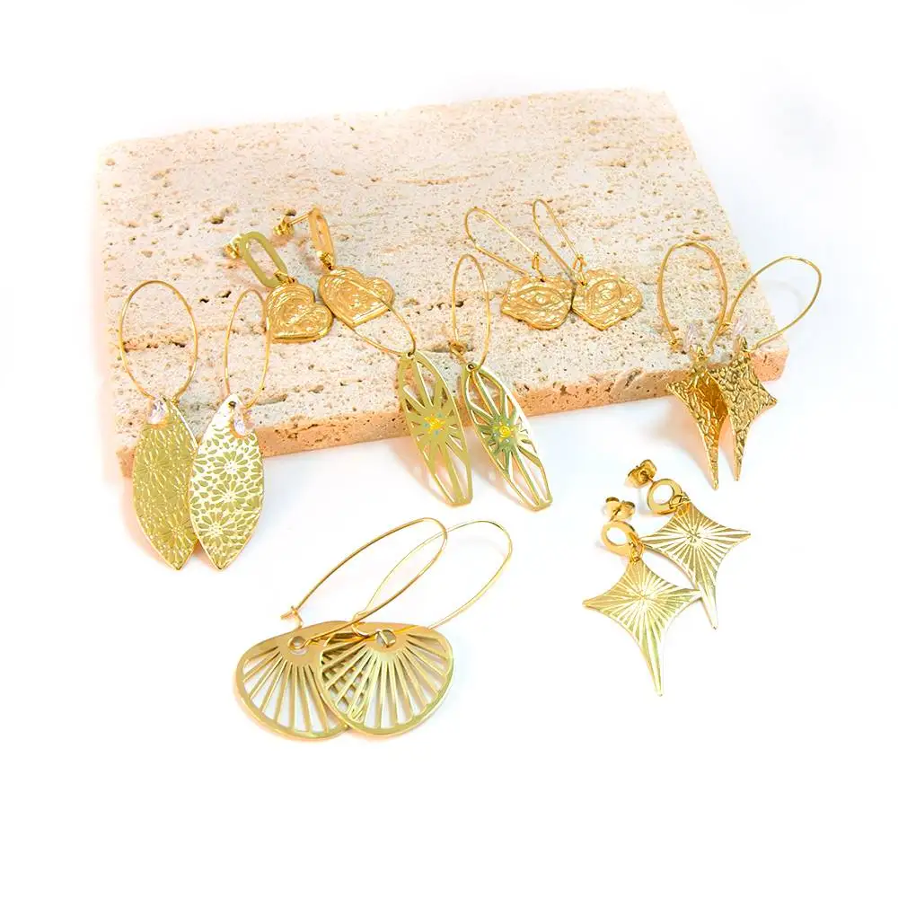 

Stainless Steel Mixed Style Gold Color Hoop Earrings For Women No Fade Jewelry 2022 New Arrivals Earring Fashion Jewelry Party