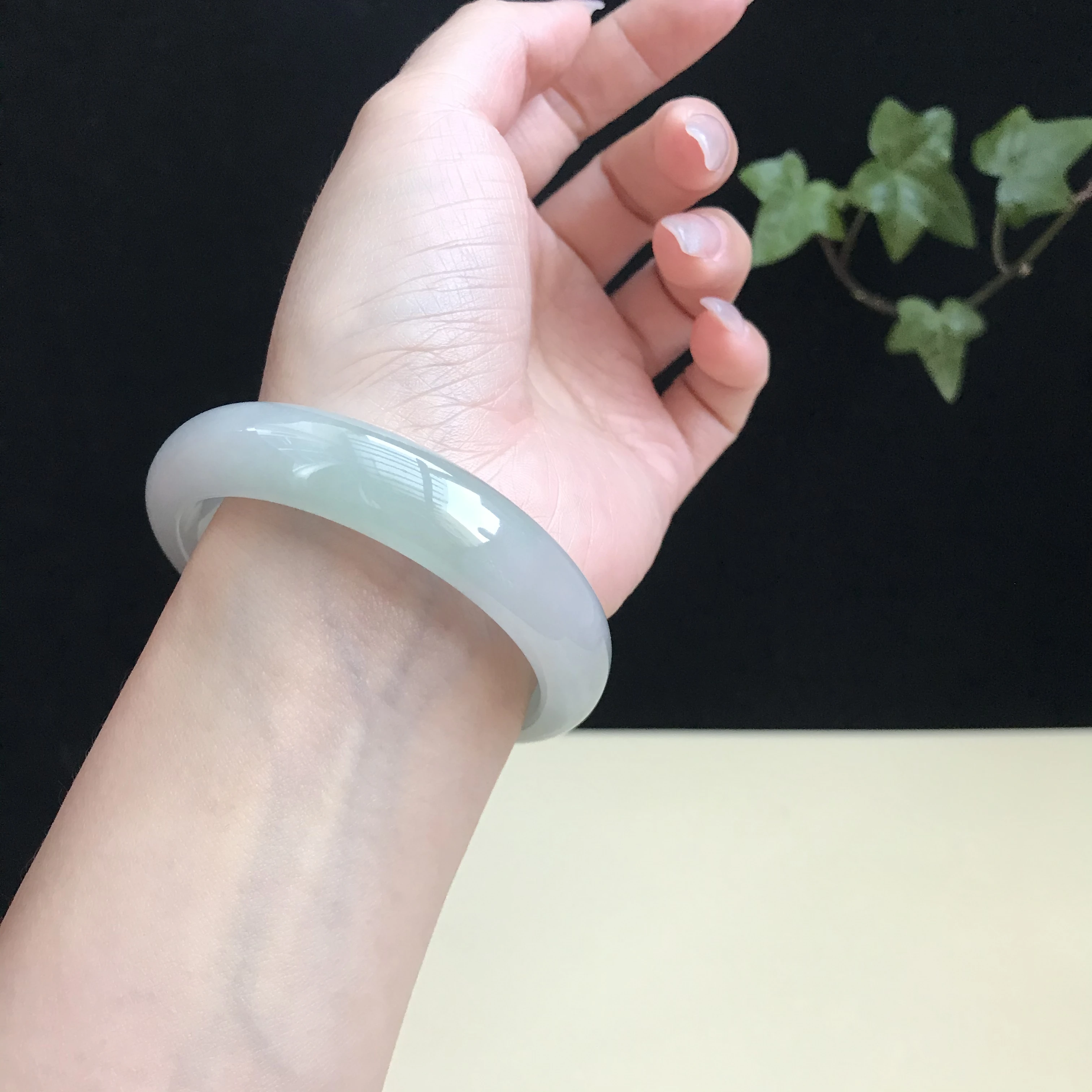

Burma 100%Genuine High-end Jadeite Bracelet Jewelry Jade Bangles For Women 55mm (With Certificate)